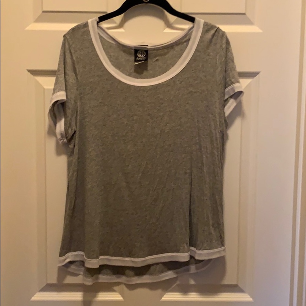 NWOT Bobeau  Ladies Top